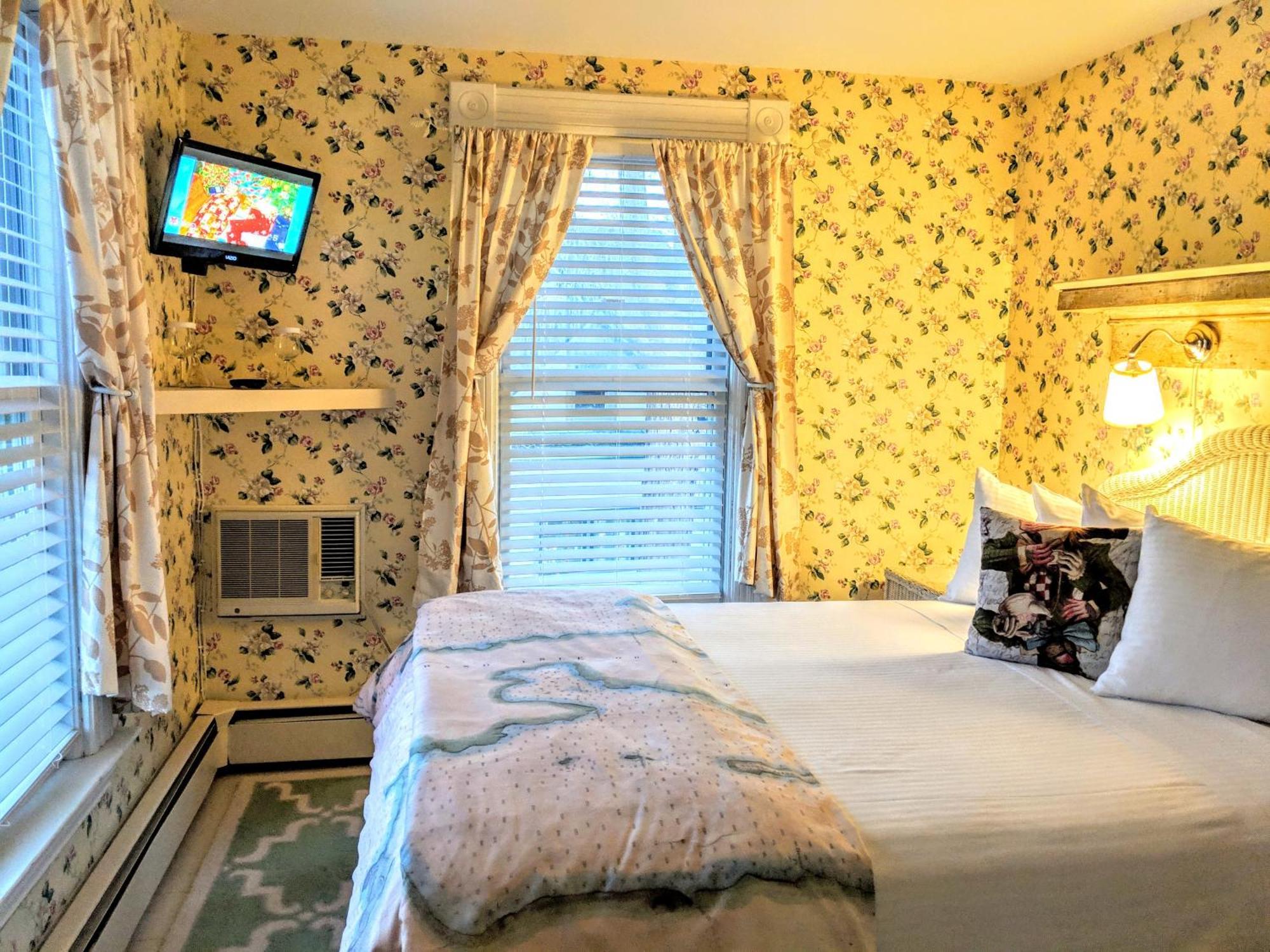 Heart Of The Village Bed & Breakfast In Shelburne Vt Eksteriør billede