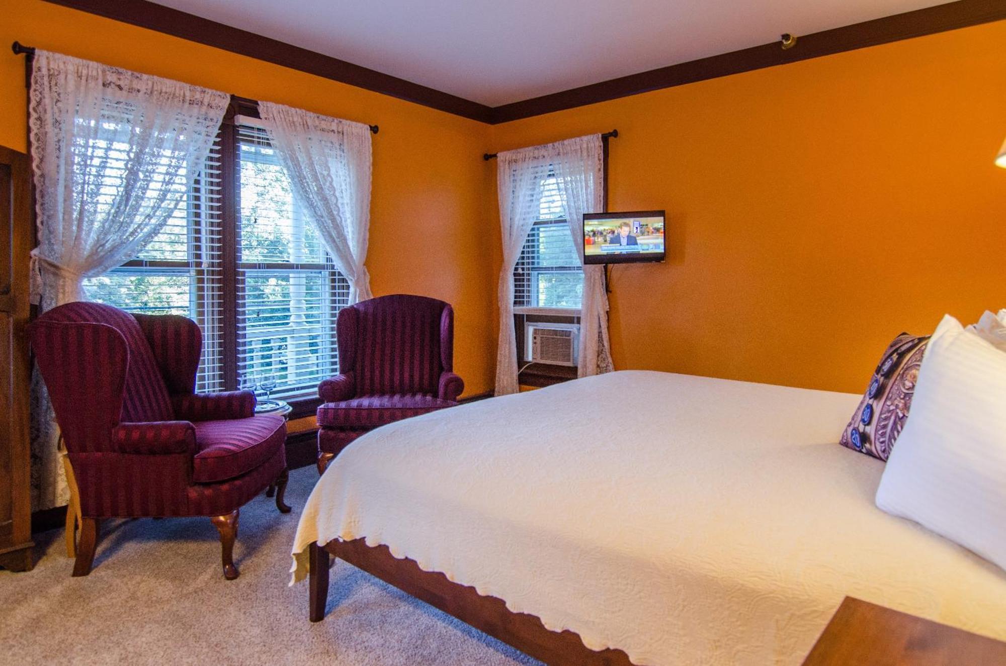 Heart Of The Village Bed & Breakfast In Shelburne Vt Værelse billede