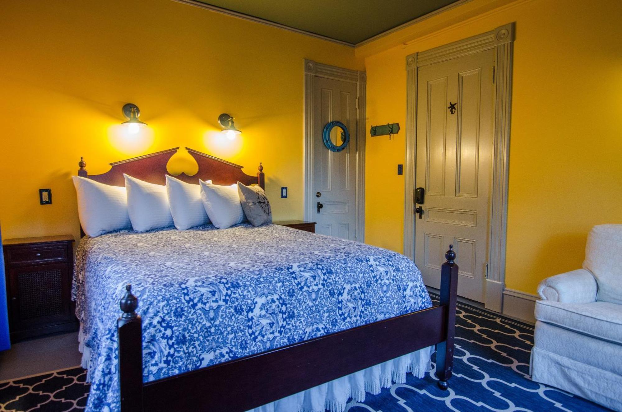 Heart Of The Village Bed & Breakfast In Shelburne Vt Værelse billede