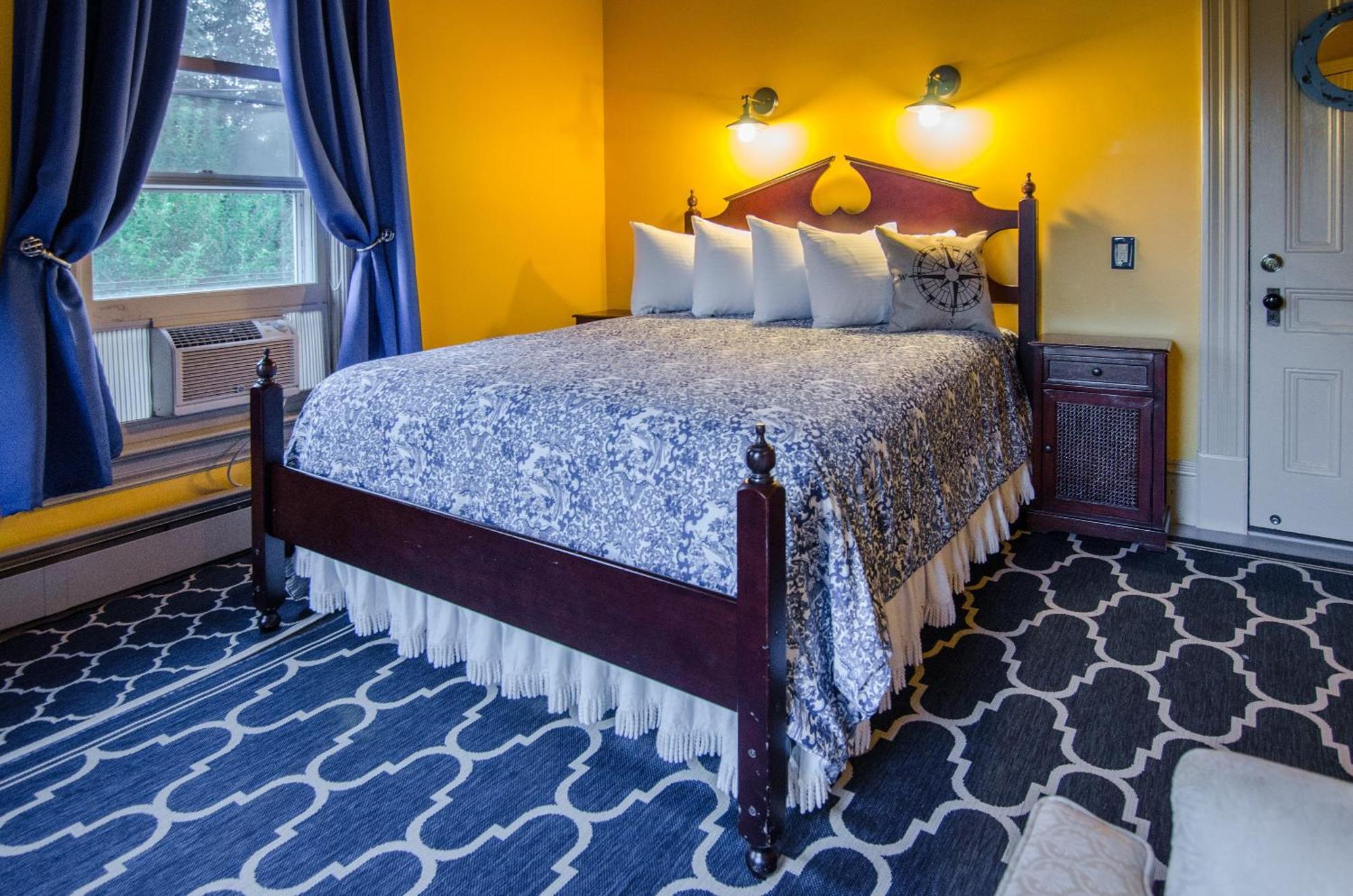 Heart Of The Village Bed & Breakfast In Shelburne Vt Værelse billede